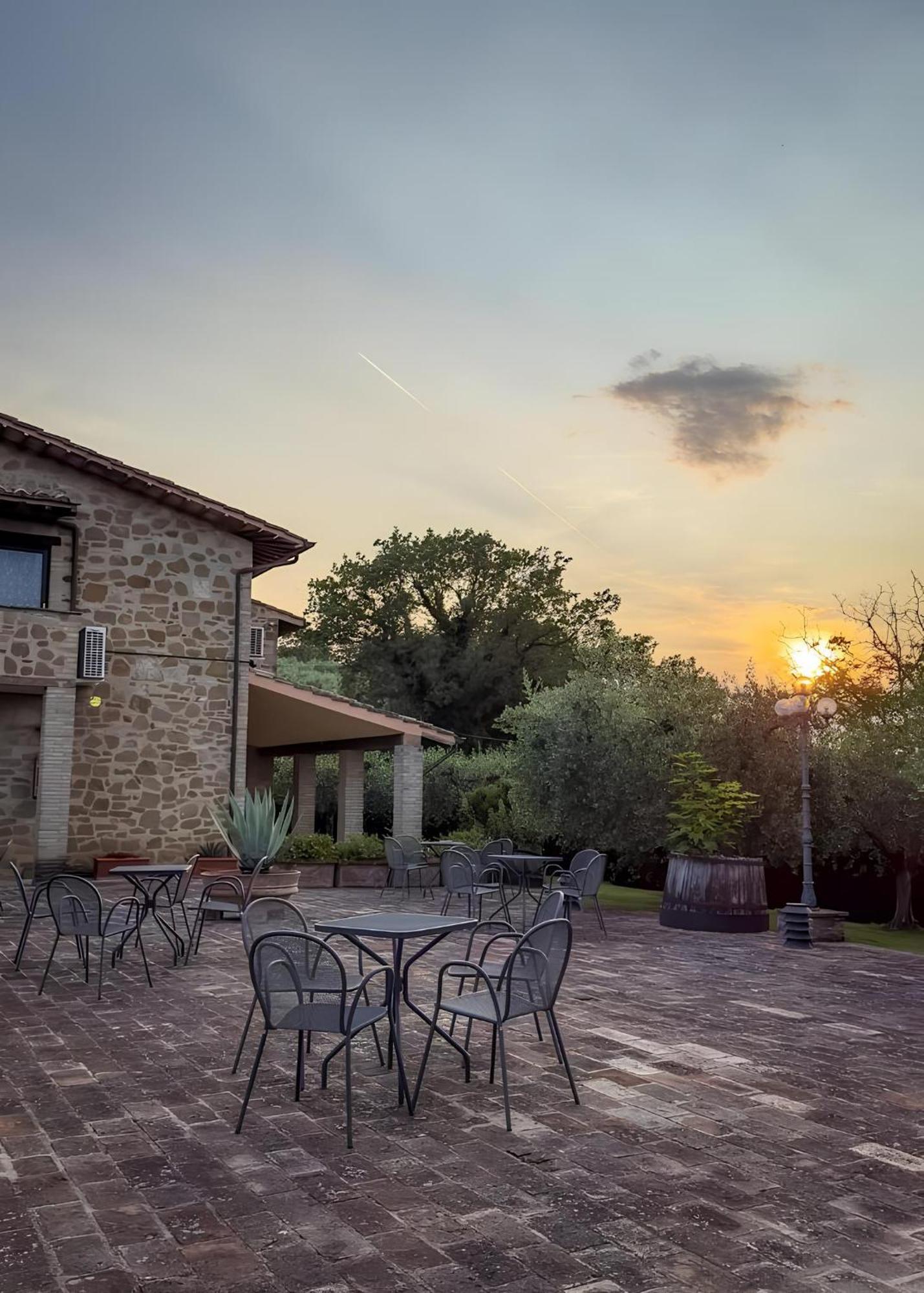 Santa Maria Degli Ancillotti Guest House Petrignano Ngoại thất bức ảnh