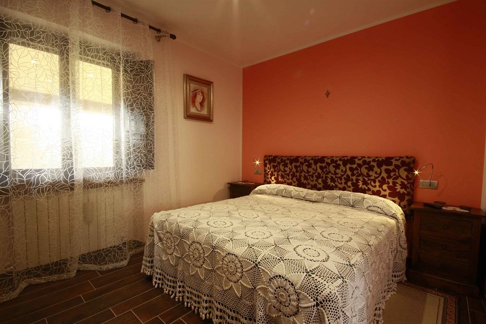 Santa Maria Degli Ancillotti Guest House Petrignano Ngoại thất bức ảnh