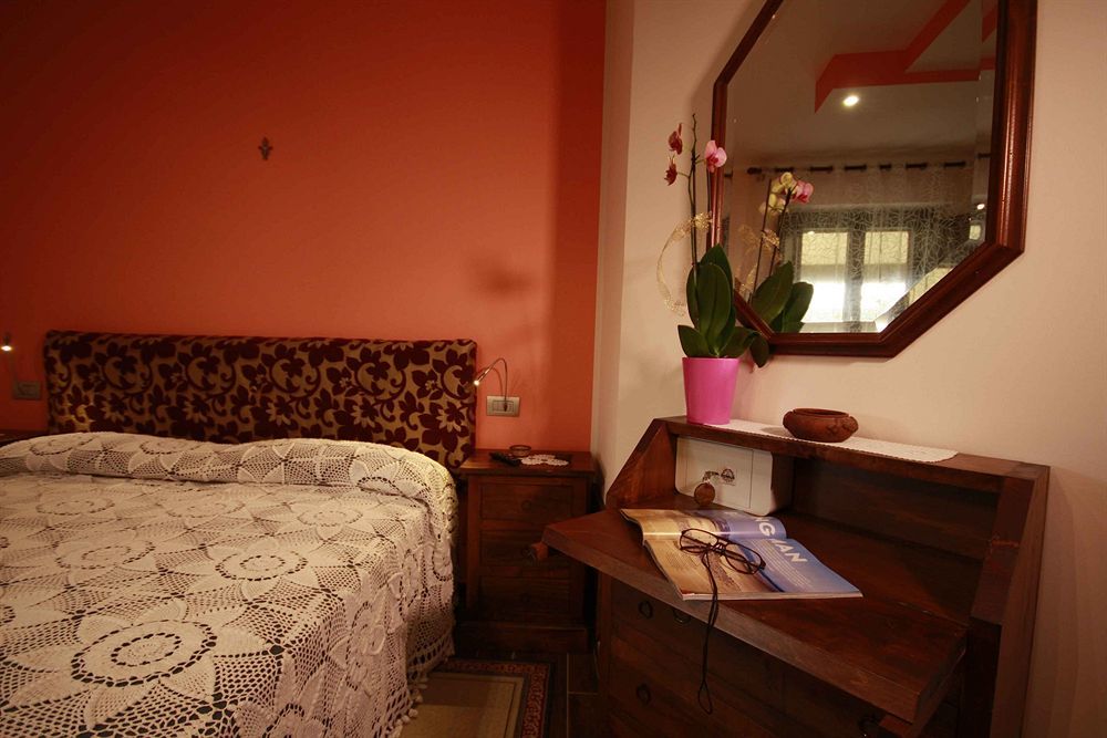 Santa Maria Degli Ancillotti Guest House Petrignano Ngoại thất bức ảnh